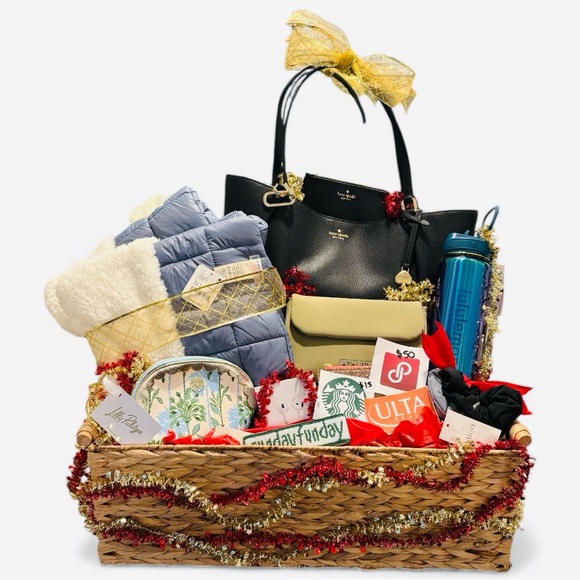 KELLISON424 IS LIVE 🌷🦖LIVE SHOW LISTING 🌷🦖 - Picture 6 of 16